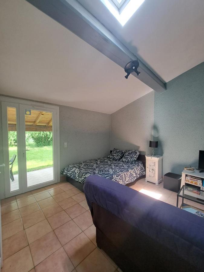 Studio Avec Jardin A 5 Min Du Parc Walibi Roquefort  Exteriér fotografie