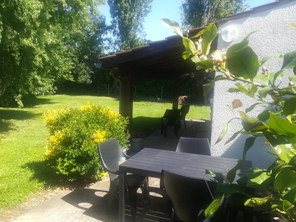 Studio Avec Jardin A 5 Min Du Parc Walibi Roquefort  Exteriér fotografie